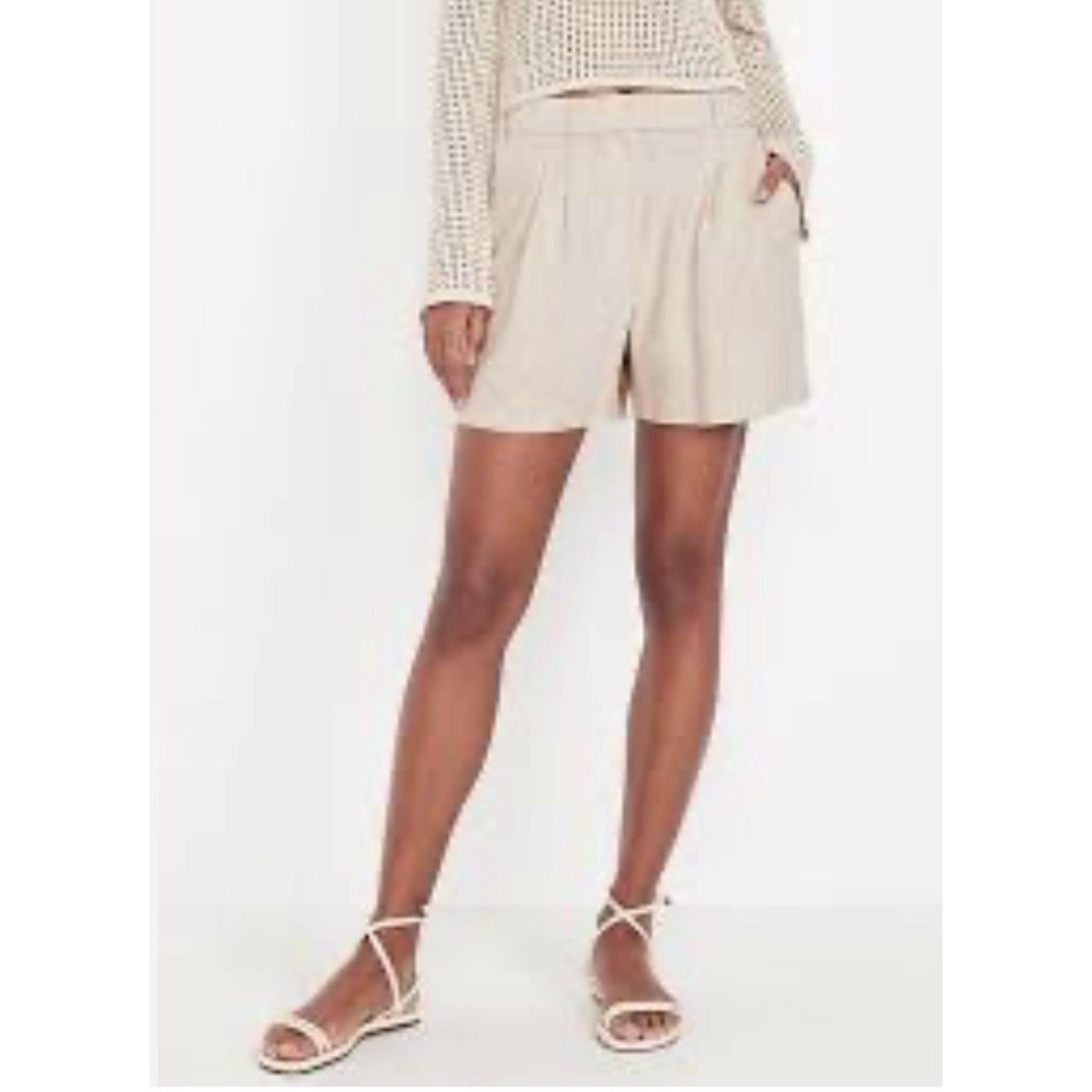 Old Navy Womens XL Taylor Beige Solid High Rise Pleated Linen Chino Shorts